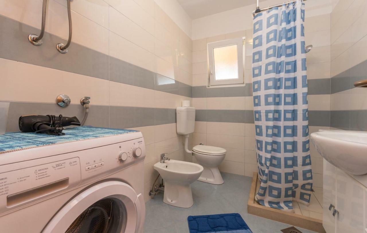 M&a Apartment *